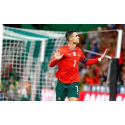 Može li 40-godišnji Cristiano Ronaldo, s uvjerenjem, osvojiti najveću nogometnu slavu? Može li 40-godišnji Cristiano Ronaldo, s uvjerenjem, osvojiti najveću nogometnu slavu?